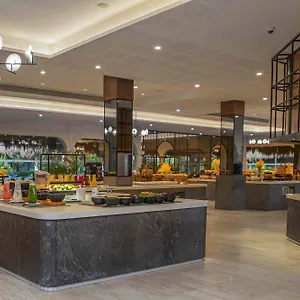 5* Resort Family Selection At Grand Palladium Kantenah &